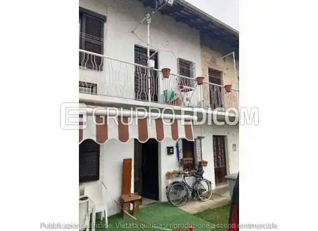 Appartamento in vendita a Oggiona con Santo Stefano