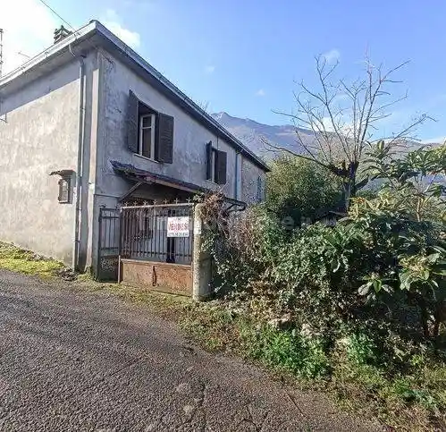 Villa in vendita a Morolo