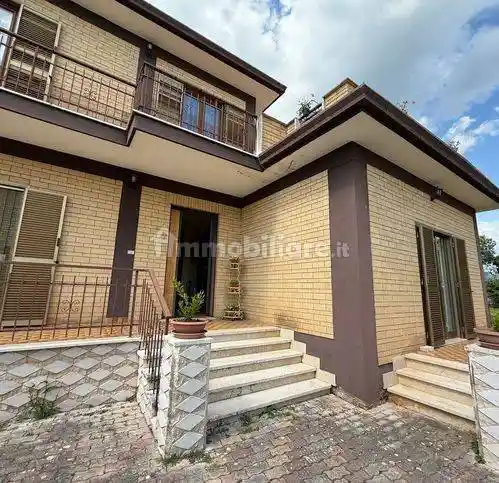 Villa in vendita a Alatri