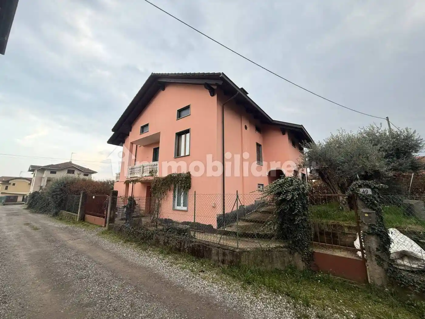 Villa in vendita a Vigliano Biellese