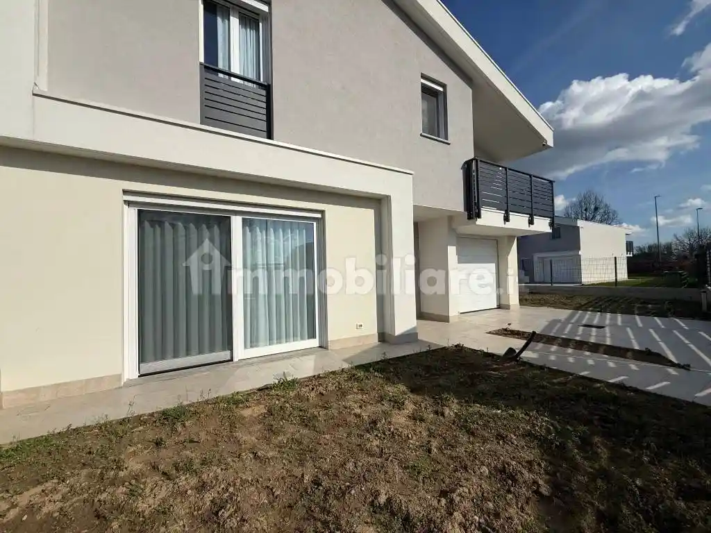 Villa in vendita a Lodi