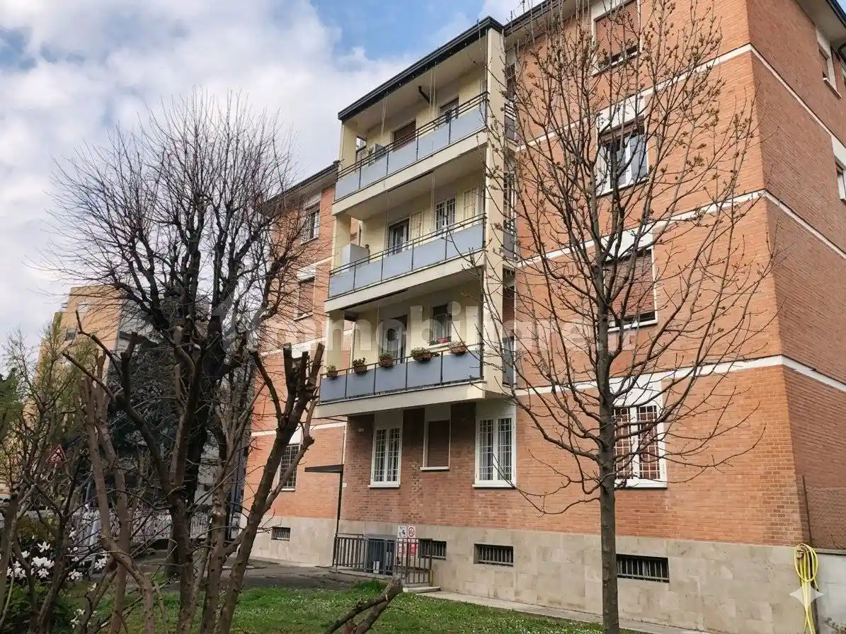 Appartamento in vendita a Bologna