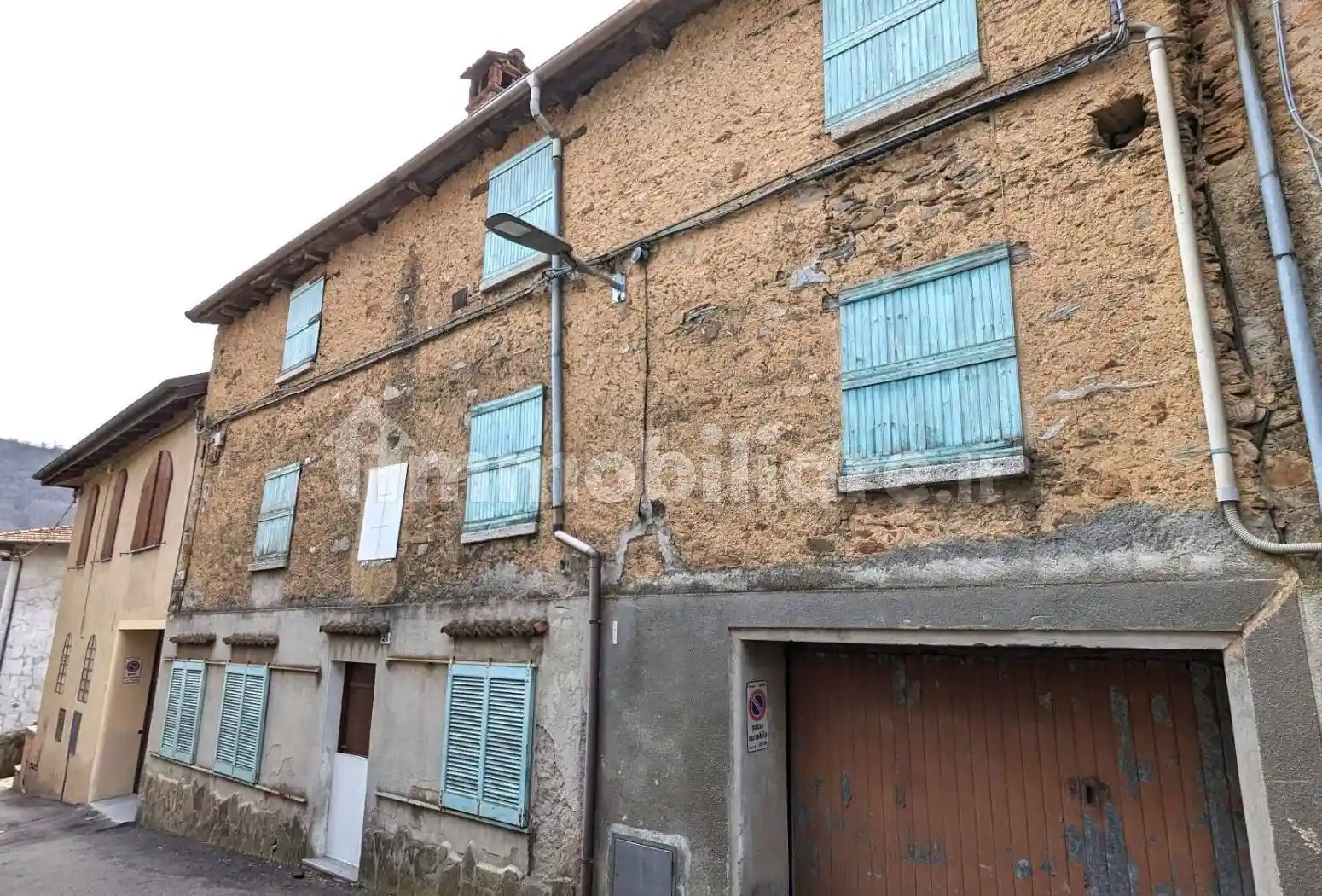 Casa indipendente in vendita a Armeno