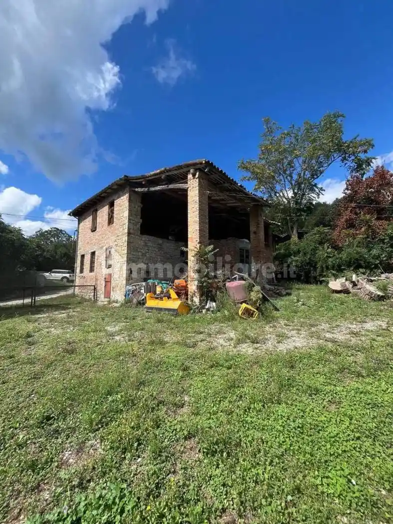 Rustico - Casale in vendita a Salsomaggiore Terme