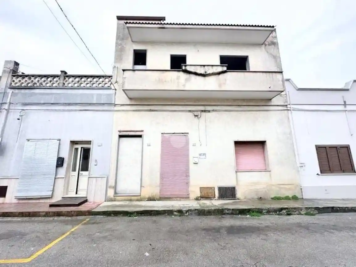 Casa indipendente in vendita a Sava