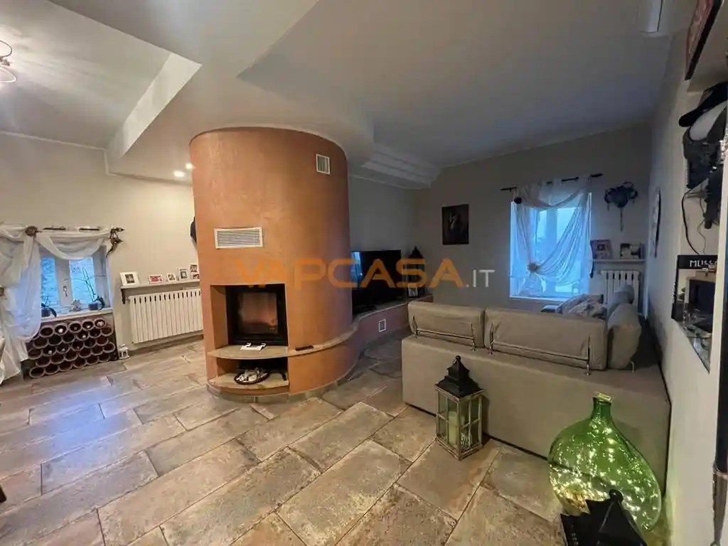 Appartamento in vendita a Ghisalba