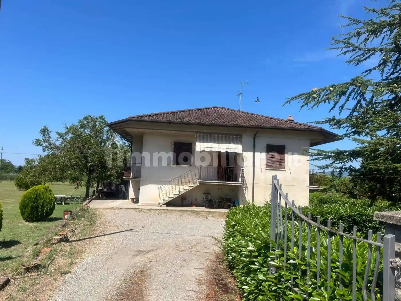 Casa indipendente in vendita a Arezzo
