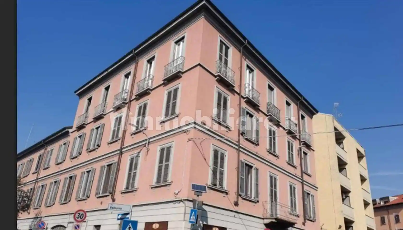 Appartamento in vendita a Monza