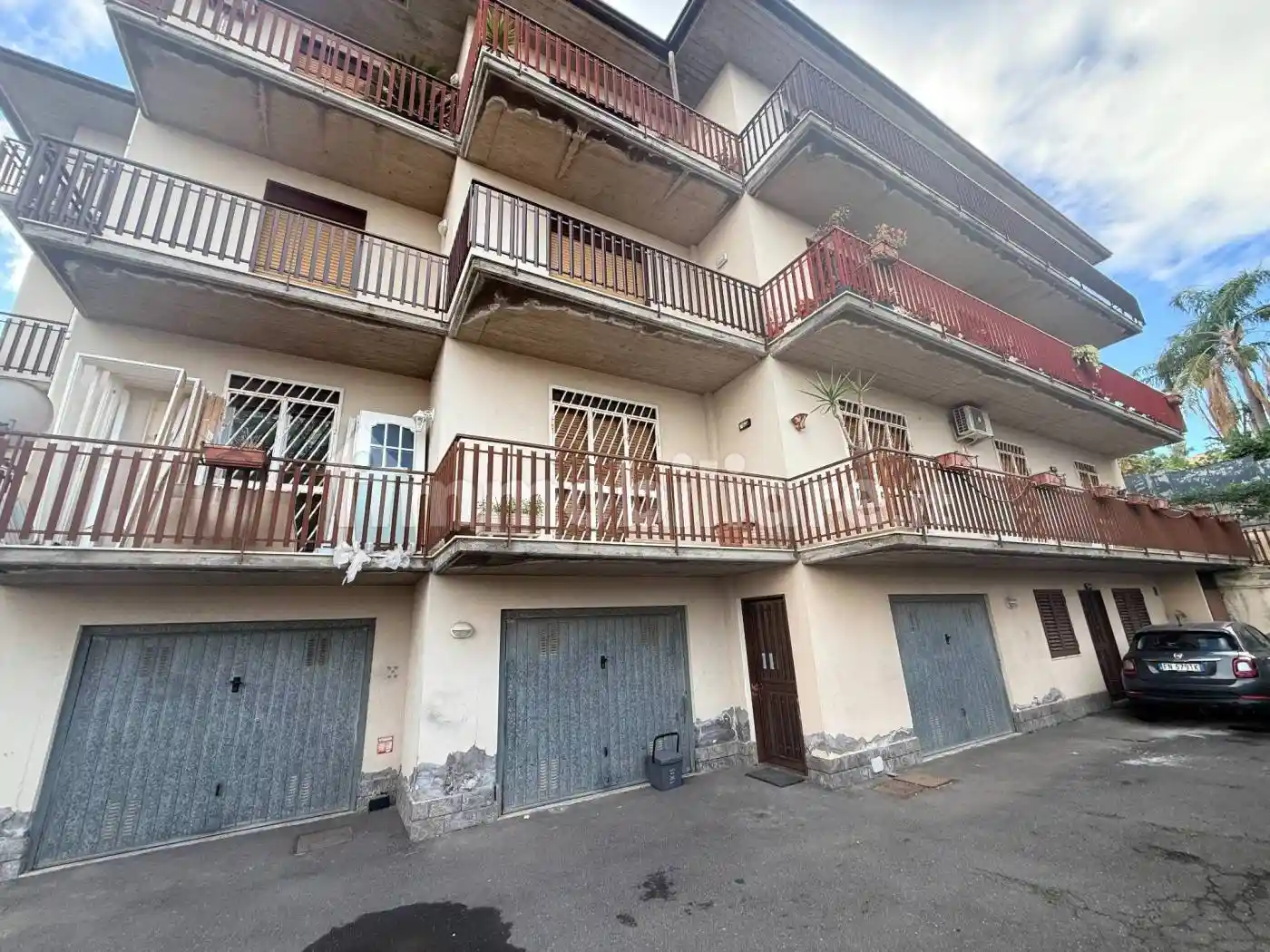 Appartamento in affitto a Aci Castello