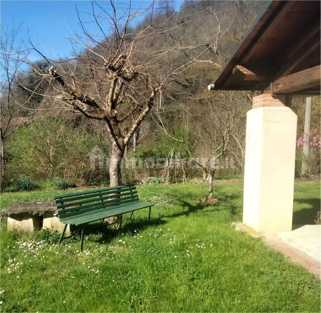 Rustico - Casale in vendita a Vicchio