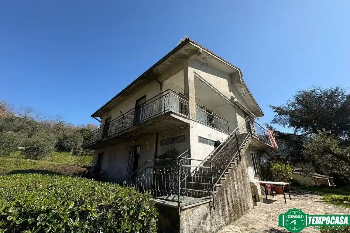 Villa in vendita a Aulla