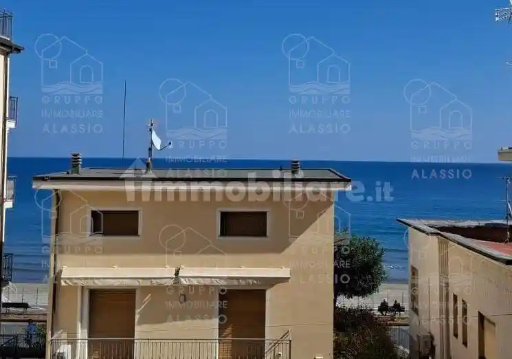 Appartamento in vendita a Laigueglia