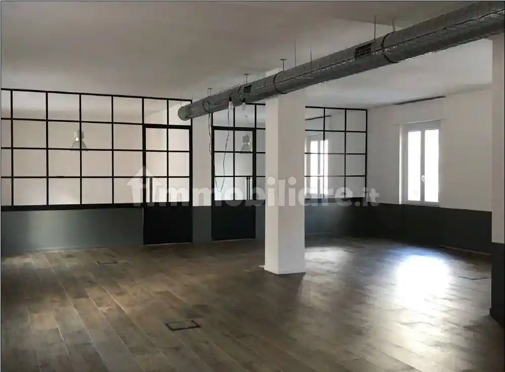 Palazzo - Edificio in affitto a Roma