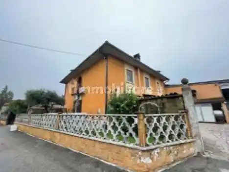 Appartamento in vendita a Casalromano