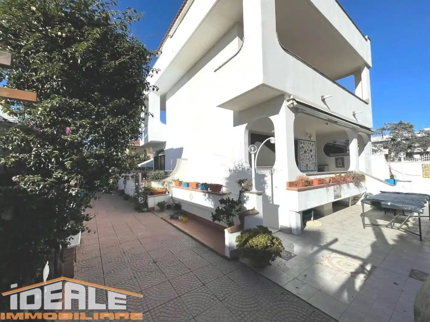 Villa in vendita a Ardea