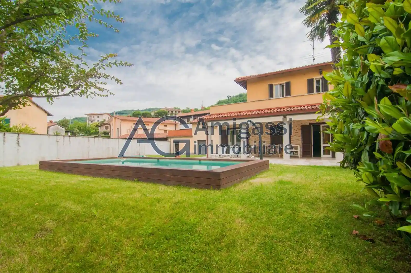 Villa in vendita a Grumello del Monte