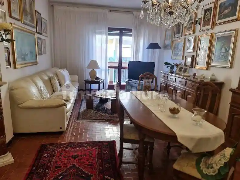 Appartamento in vendita a Carrara