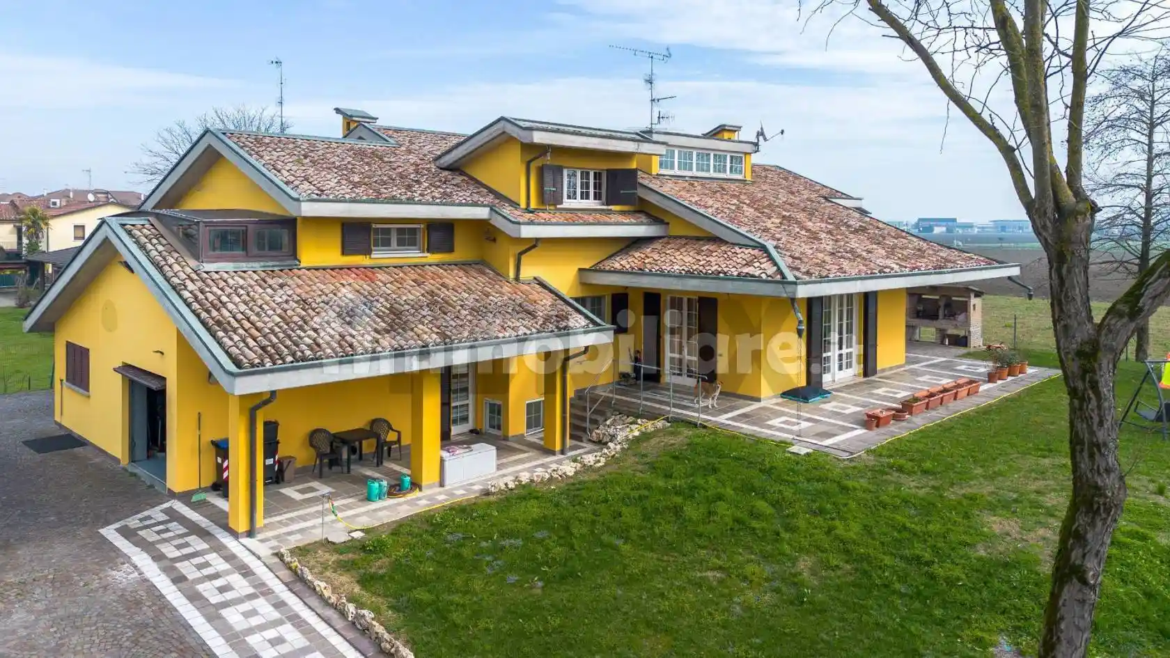 Villa in vendita a Busseto