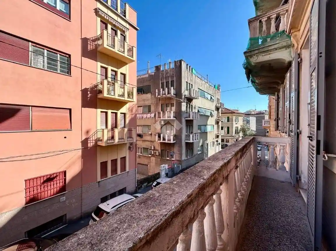 Appartamento in vendita a Genova