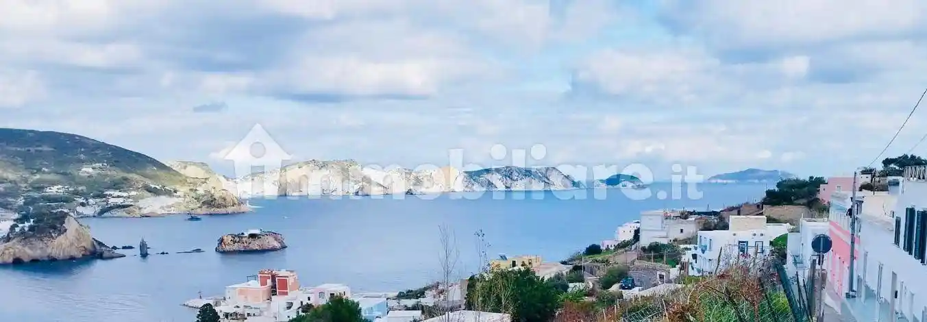 Appartamento in vendita a Ponza