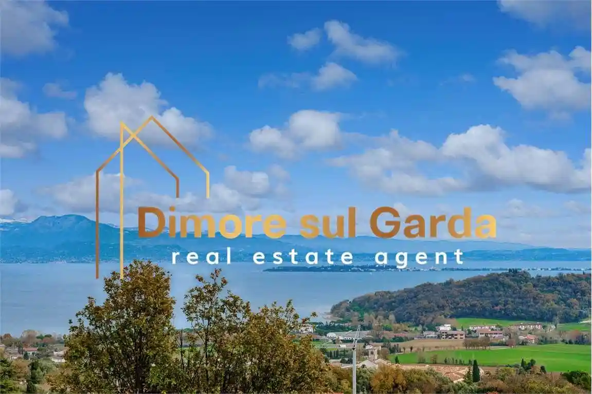 Villa in vendita a Lonato del Garda