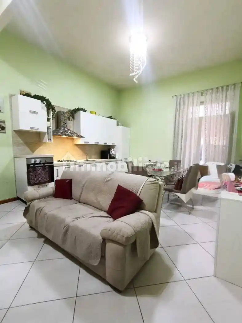 Appartamento in vendita a Salerno