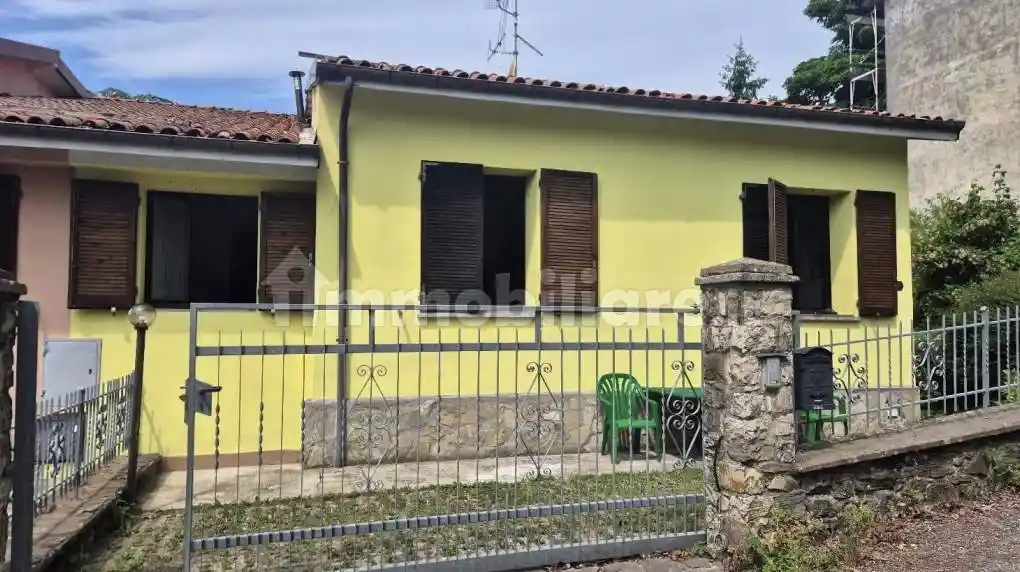 Casa indipendente in vendita a Castel d'Aiano