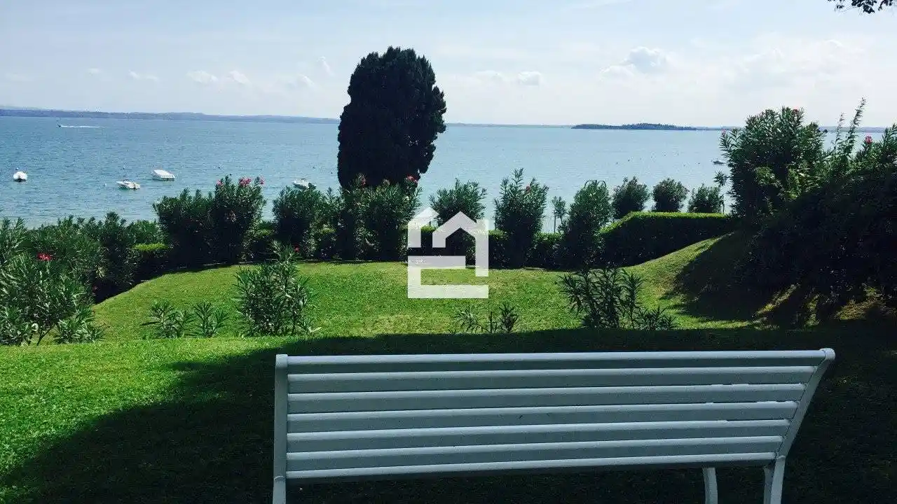 Appartamento in vendita a Manerba del Garda