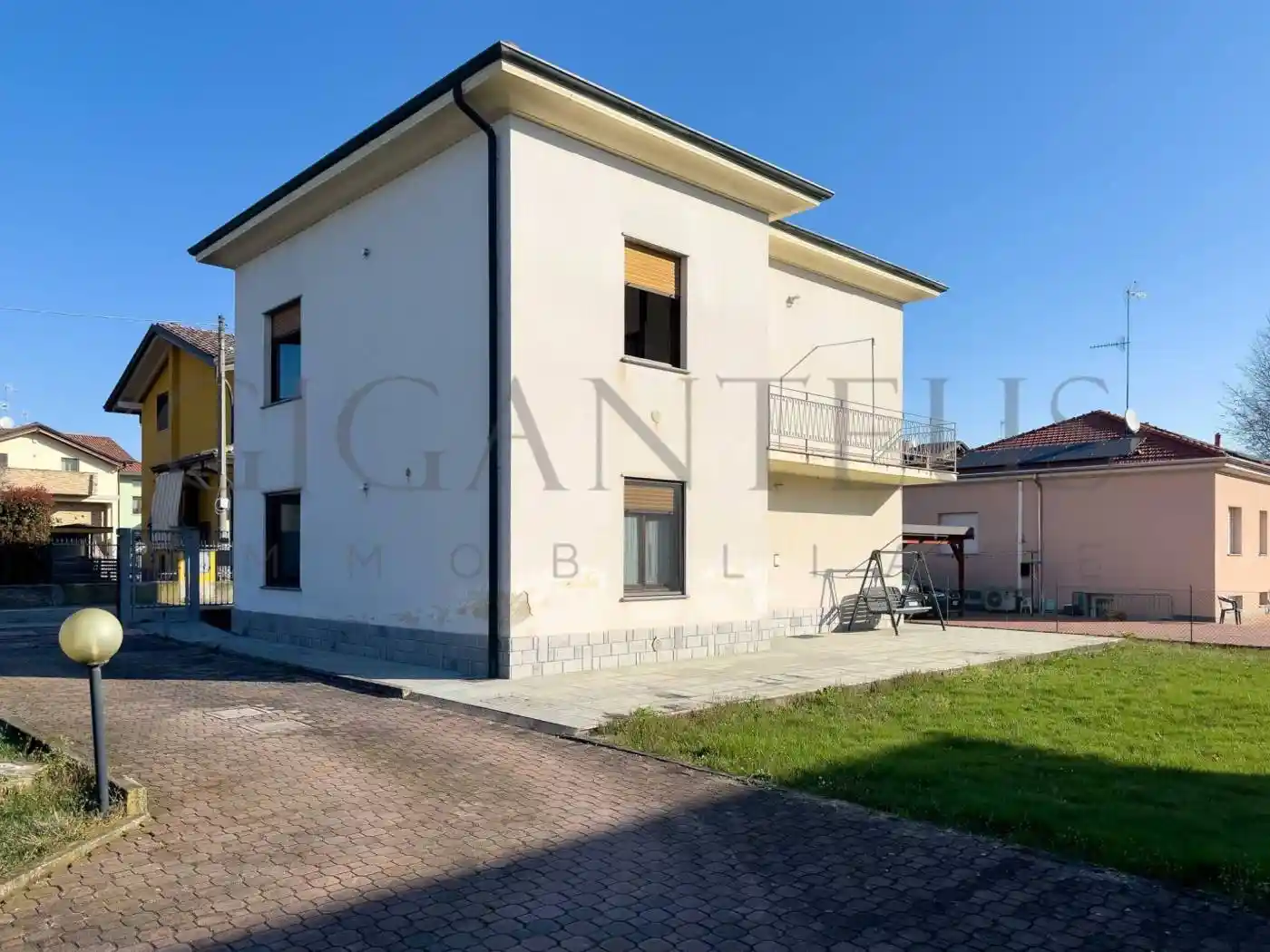 Villa in vendita a Tradate