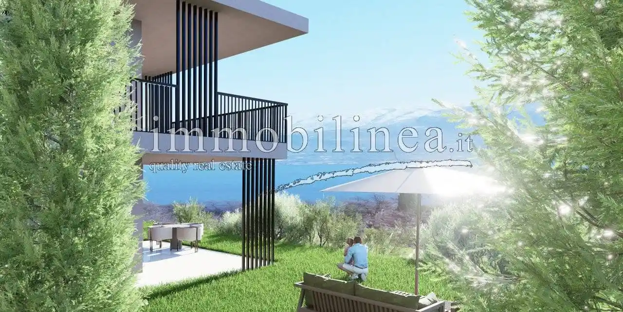 Appartamento in vendita a Torri del Benaco