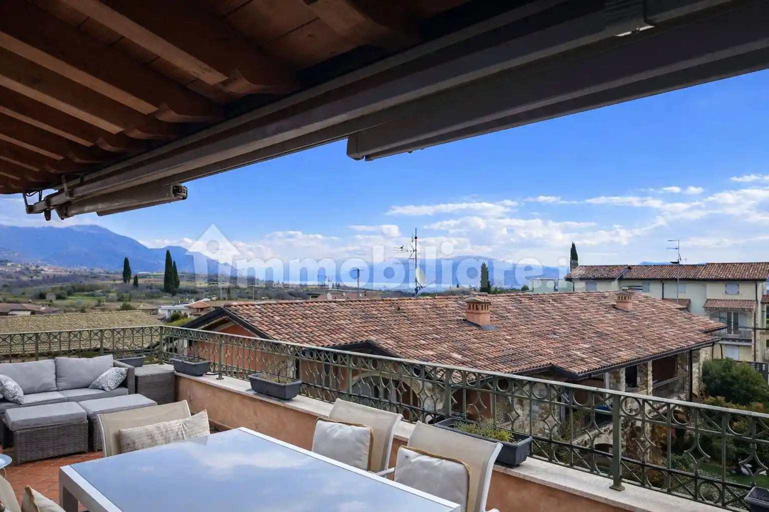 Appartamento in vendita a Polpenazze del Garda