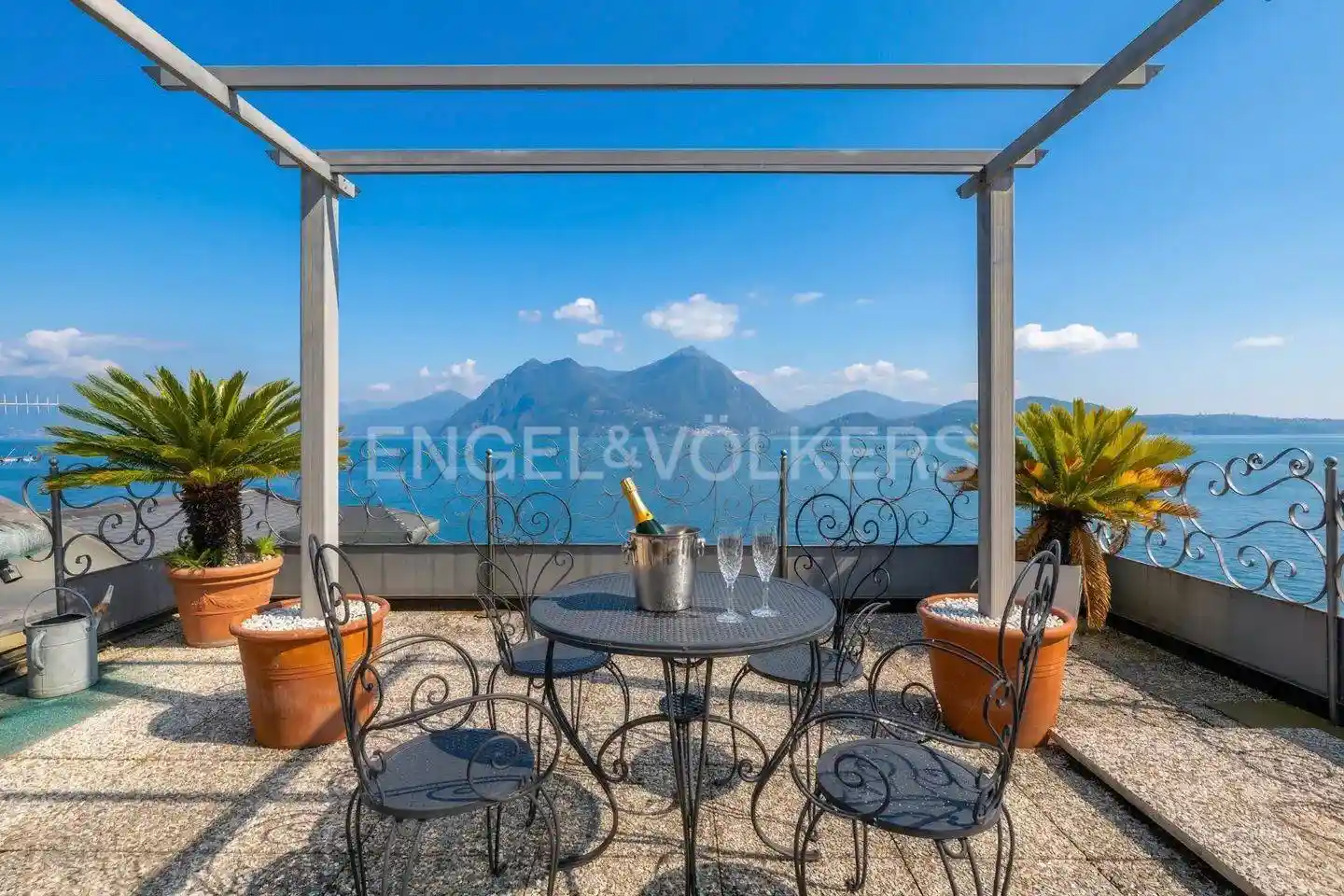 Appartamento in affitto a Verbania