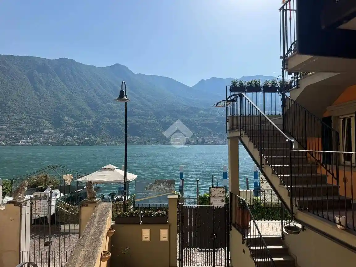 Appartamento in vendita a Monte Isola