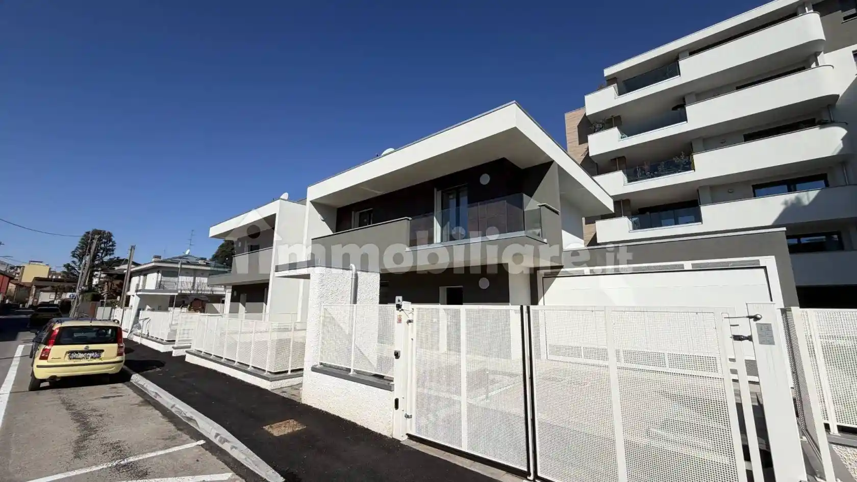 Villa in vendita a Saronno