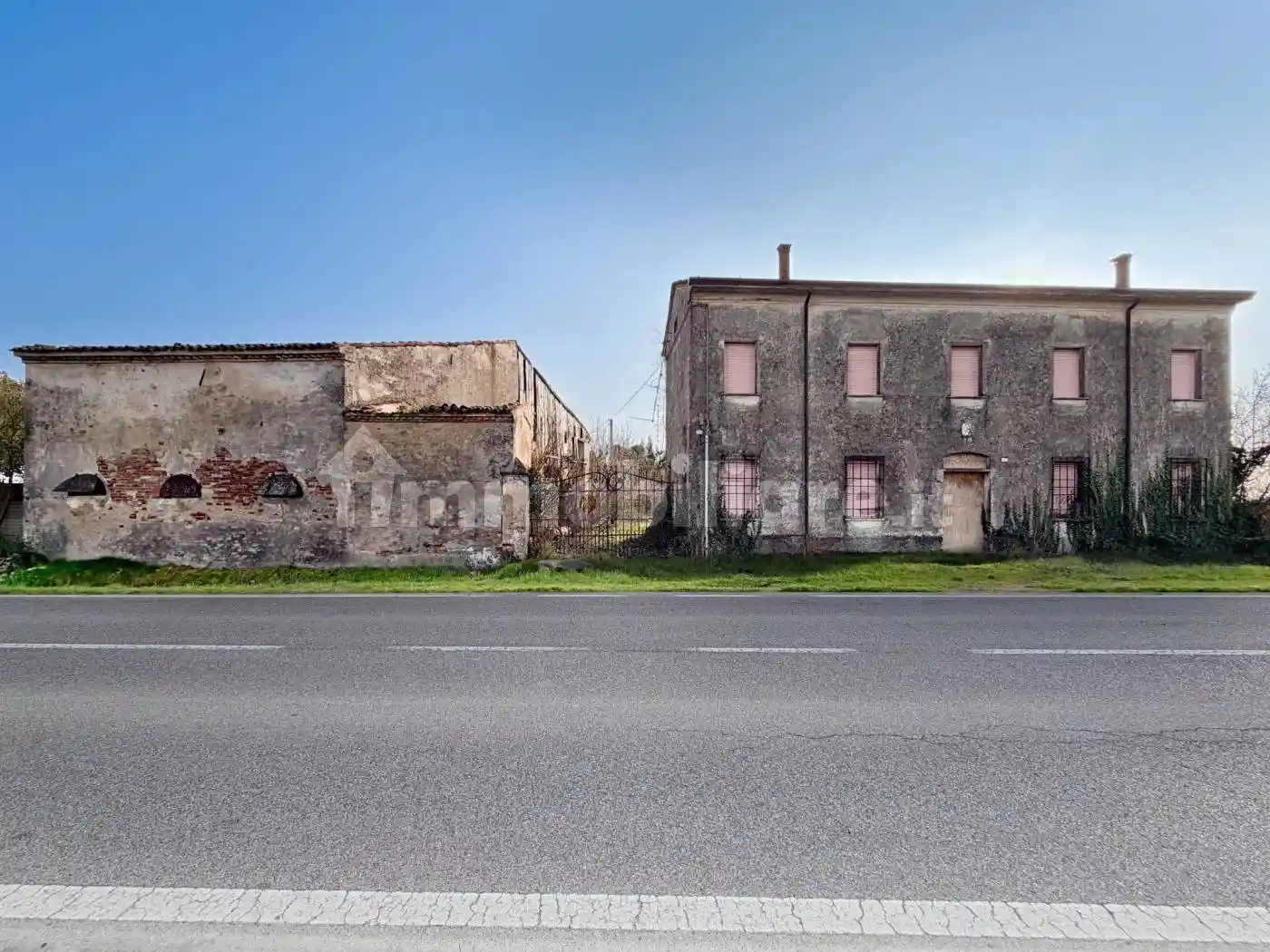 Rustico - Casale in vendita a Trevenzuolo