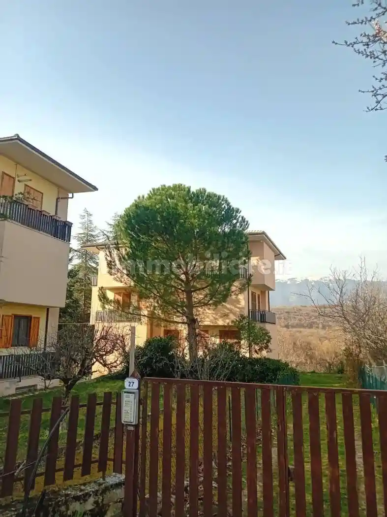 Appartamento in vendita a Lucoli