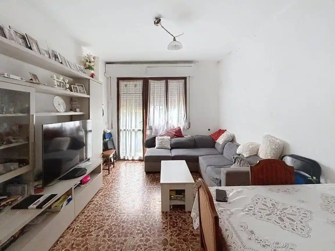 Casa indipendente in vendita a Cascina