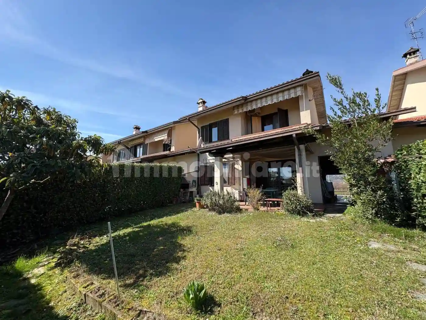 Villetta a schiera - foto 2