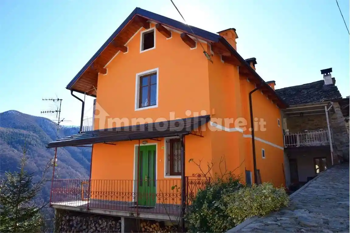 Appartamento in vendita a Montescheno