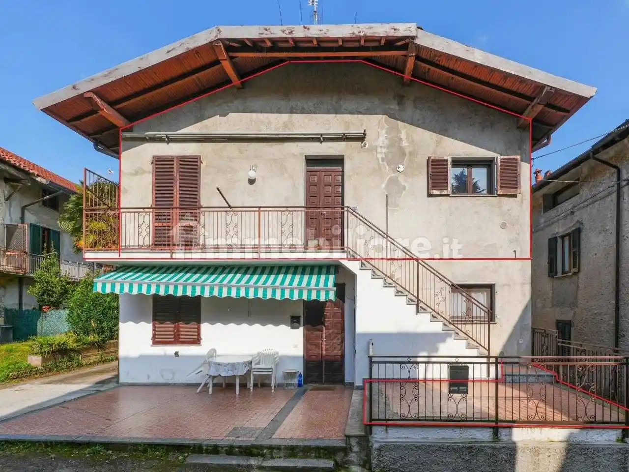 Appartamento in vendita a Travedona-Monate