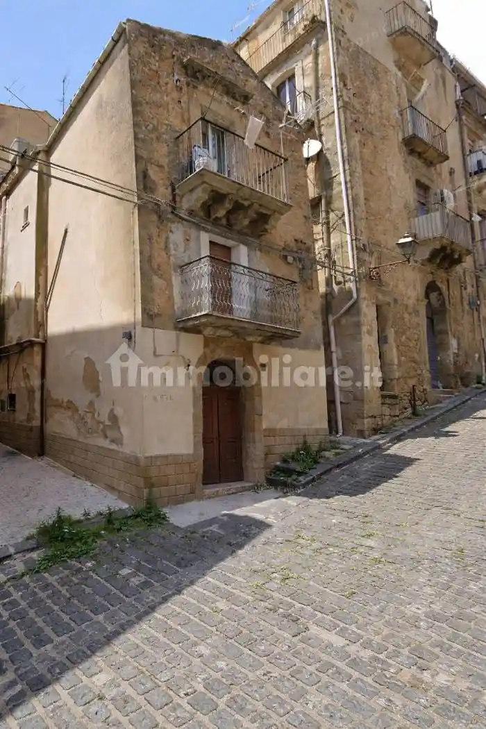 Appartamento in vendita a Caltagirone