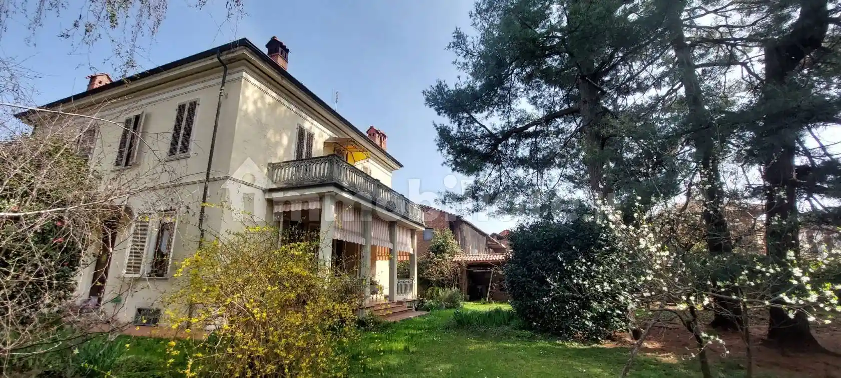 Villa in vendita a Caluso