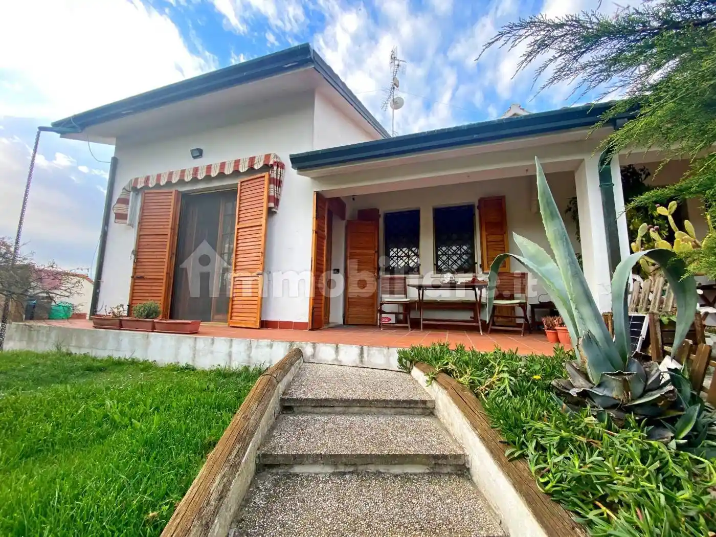 Villa in vendita a Tresignana