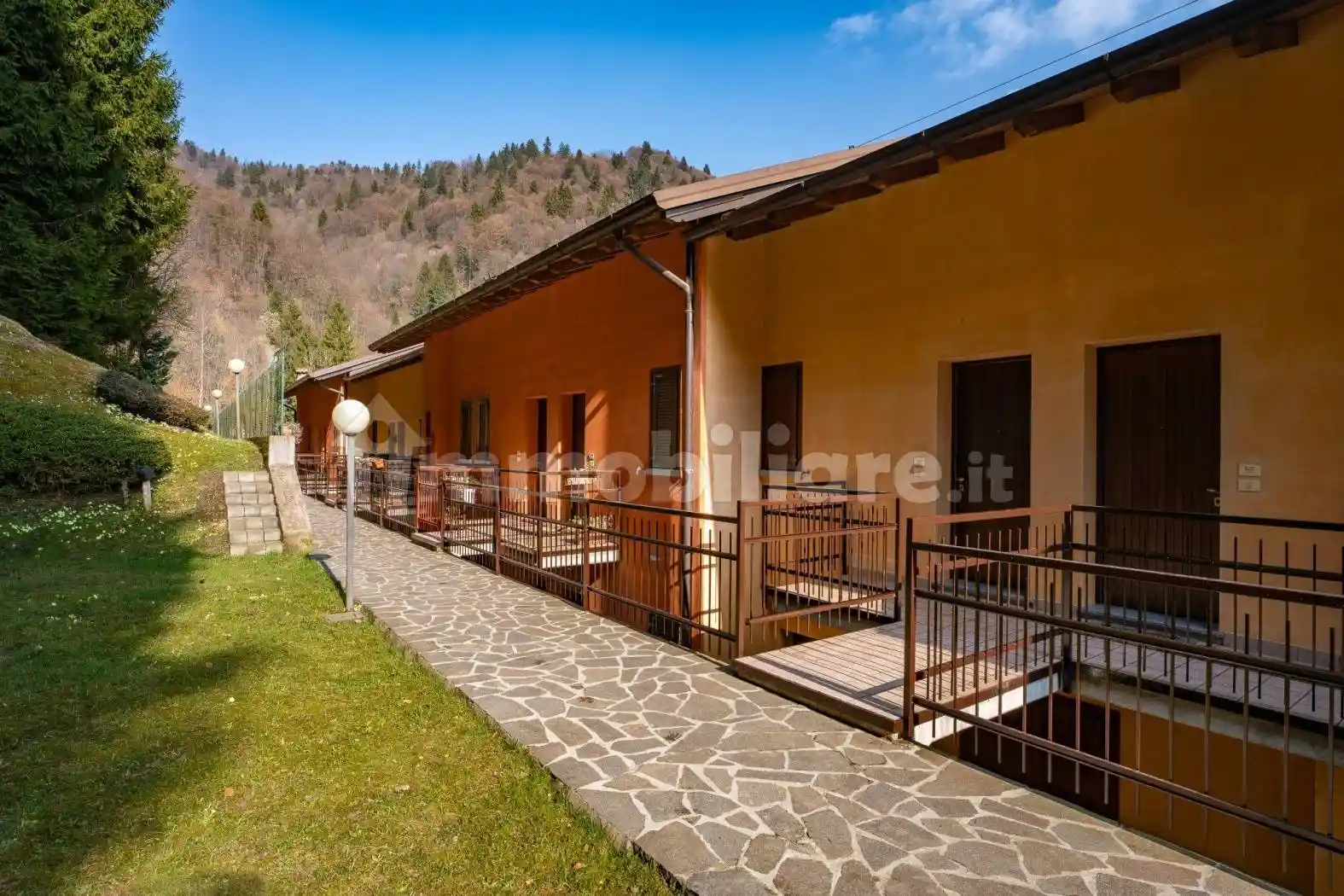 Appartamento in vendita a Oneta