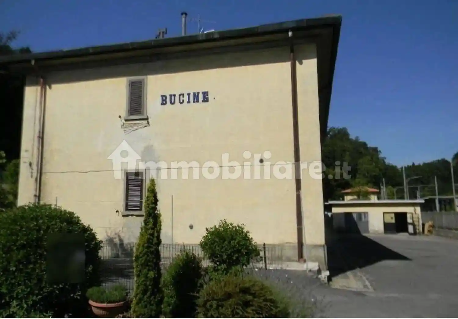 Villa in vendita a Bucine