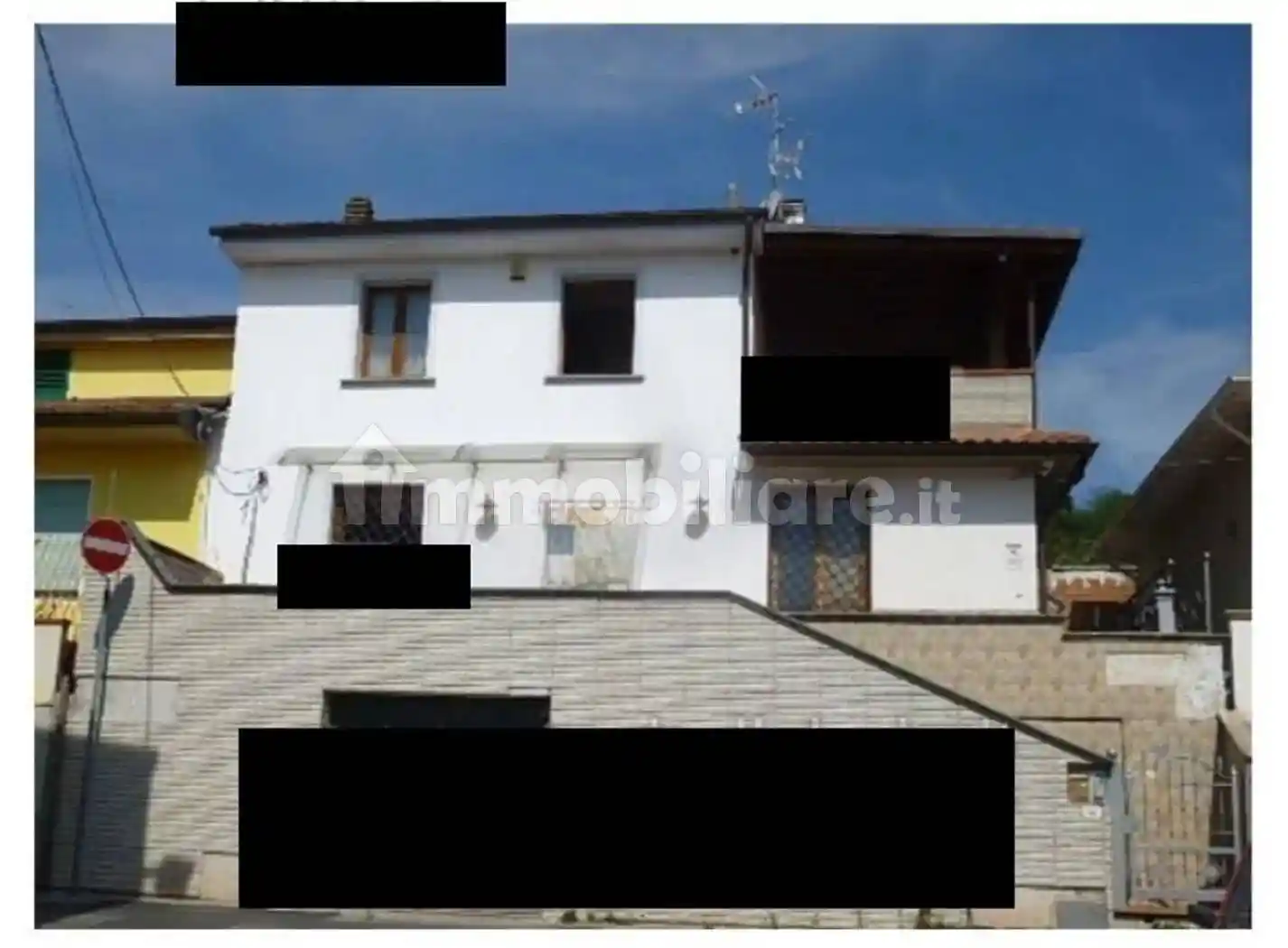 Appartamento in vendita a Capraia e Limite