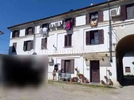 Appartamento in vendita a Sannazzaro de' Burgondi