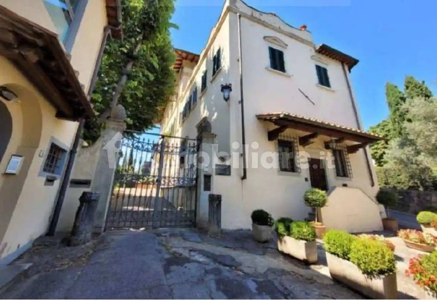 Appartamento in vendita a Firenze