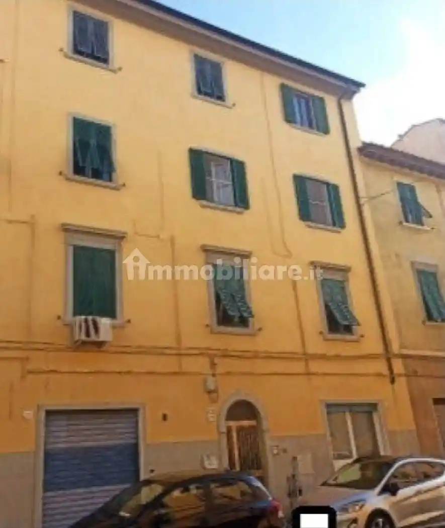 Appartamento in vendita a Livorno
