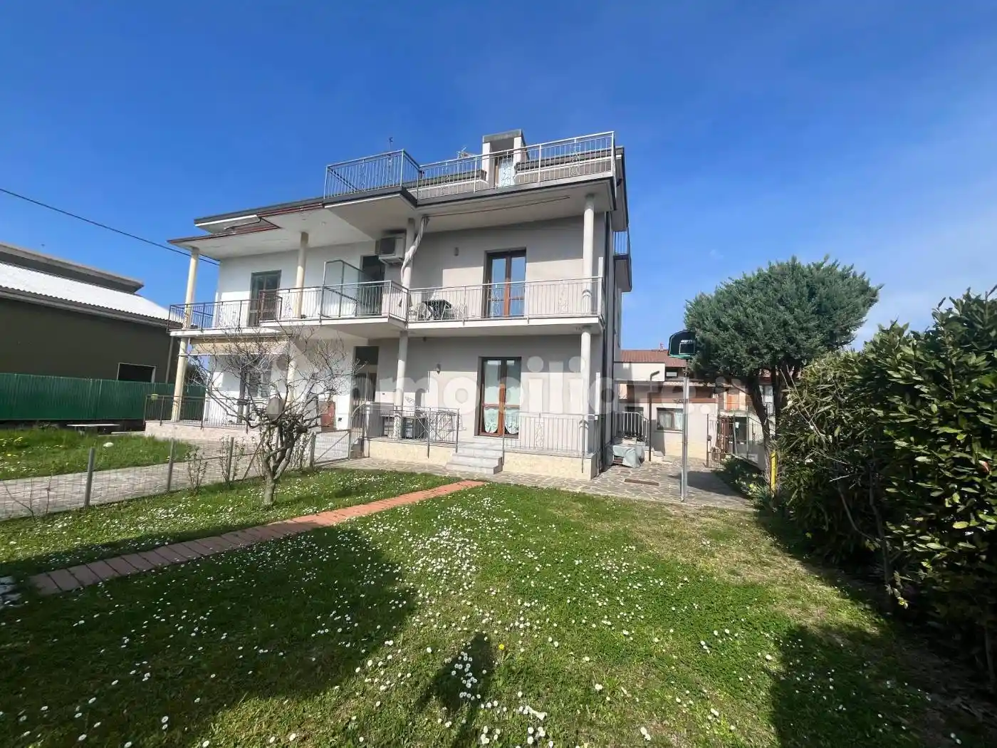 Villa in vendita a Calusco d'Adda